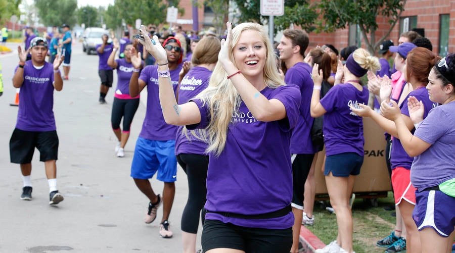 Move-in Day 2: Spirits Still High - Gcu News