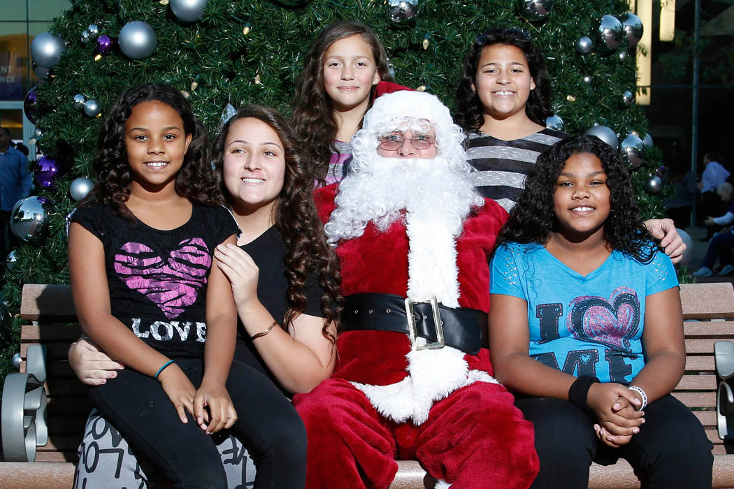 Smiles with Santa at GCU Christmas party GCU News