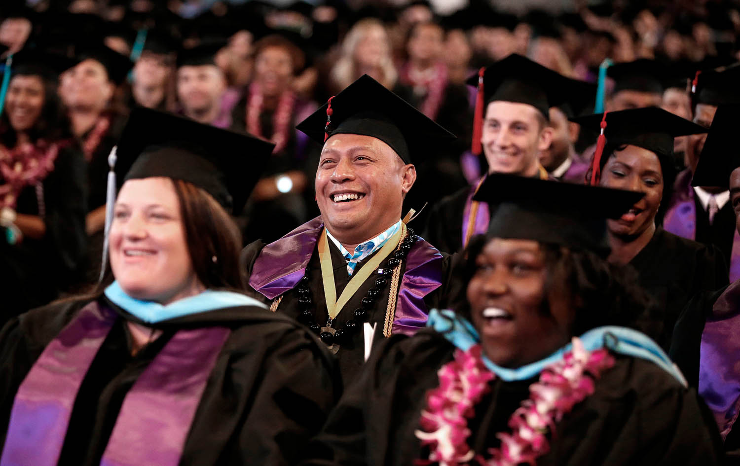 GCU Arena hosts four fall commencement ceremonies for Class of 2015