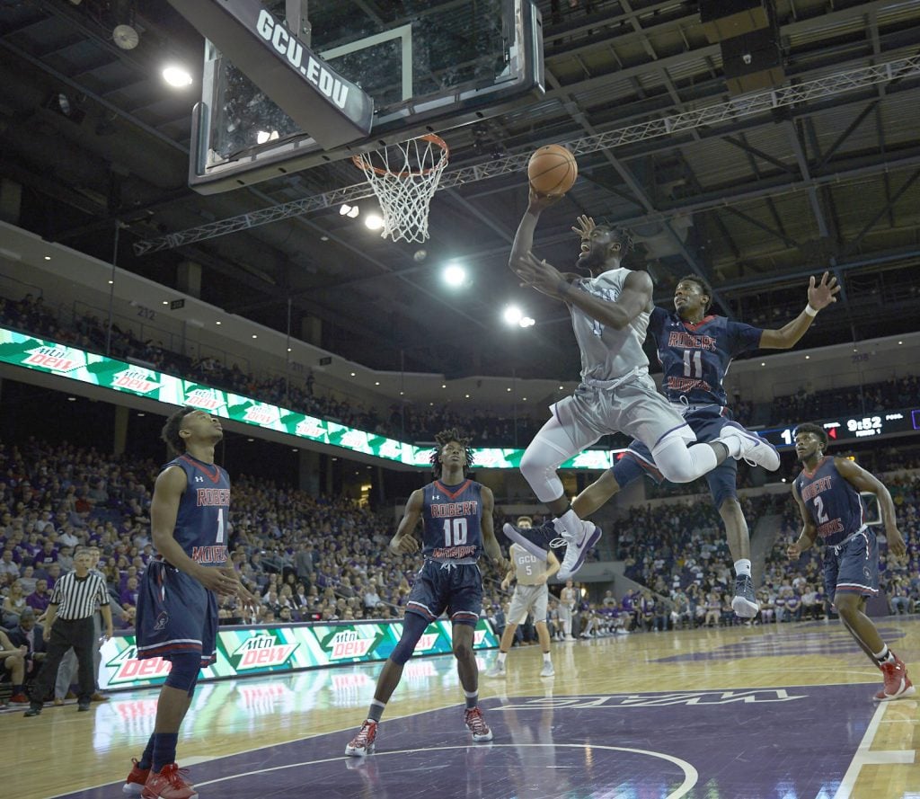 Slideshow: Men's Basketball Vs. Robert Morris - GCU News