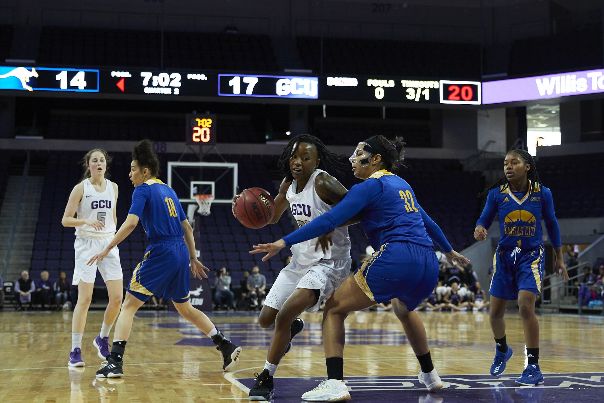 Slideshow: Women's Basketball Vs. UMKC - GCU News