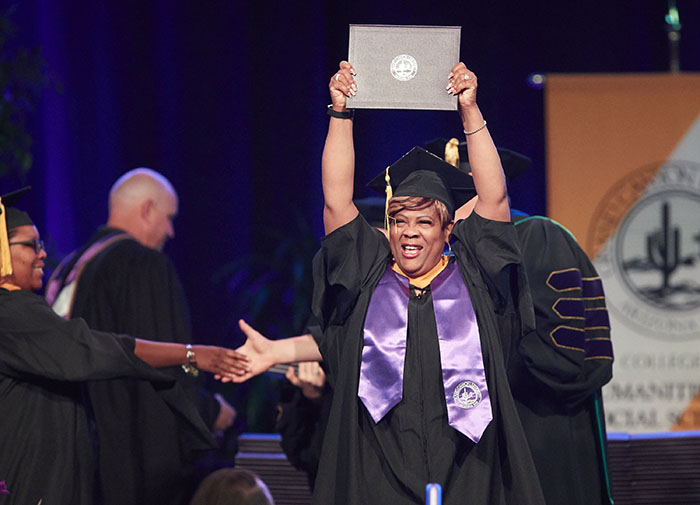 Slideshow Spring commencement, Friday morning ceremony GCU News