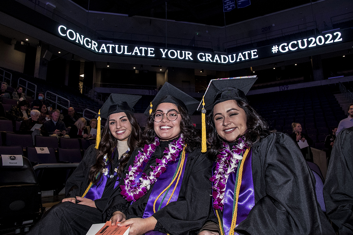 Early exit gives Winter grads a head start - GCU News