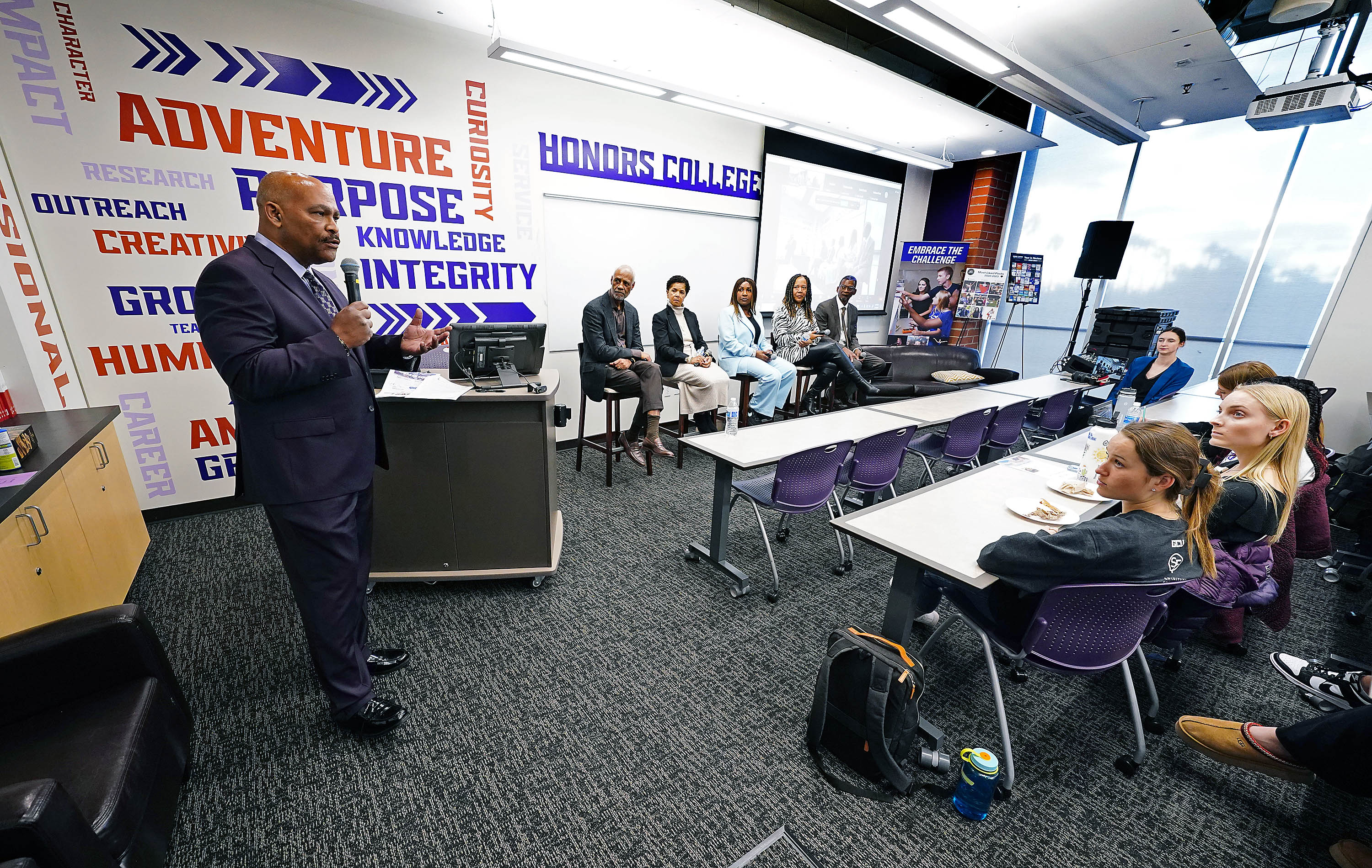 New academic year brings new Honors College programs GCU News