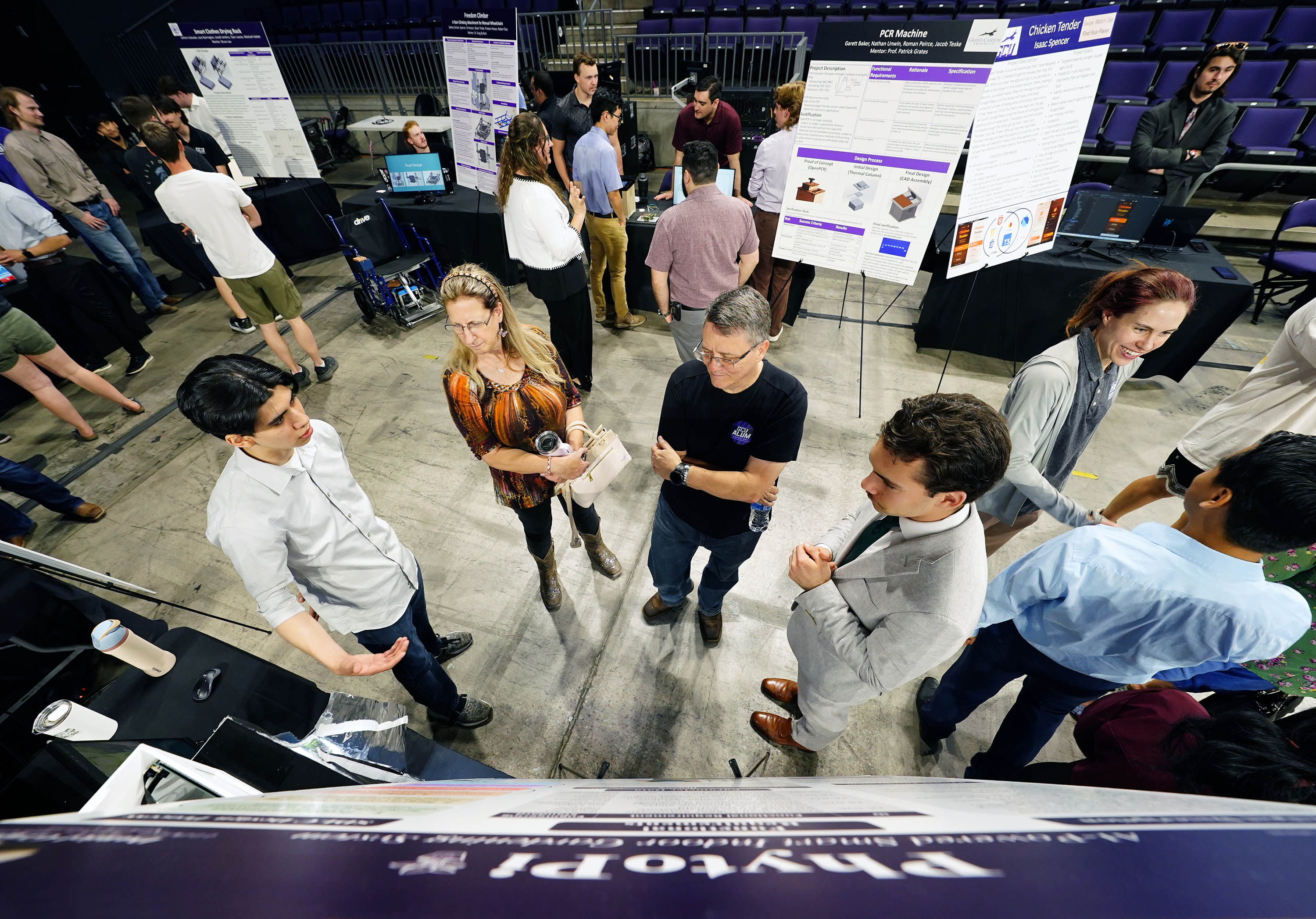 Supercomputer, smart pillow shine at Engineering, Technology Capstone event