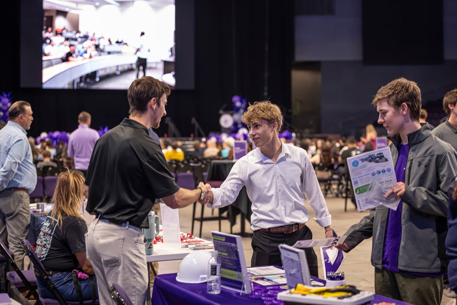 Speaker to Center for Workforce Development students: Be authentic - GCU News