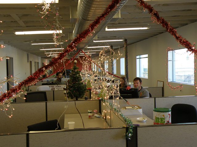 Slideshow Colter Office Christmas Decorations Gcu Today