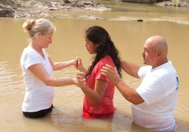 GCU student Tashina Thuraisingam was baptized in Honduras during a summer mission trip. (Photo by Ray Chener)