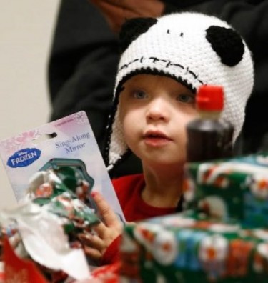 Christmas came early Monday to families of students in GCU's Learning Lounge. 
