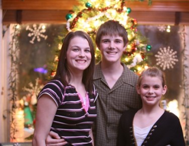 The Manning children, from left, Jessalyn, Javen and Lauryn, haven't spent Christmas together for two years because of Javen's military duties. (Photo courtesy of John Manning)