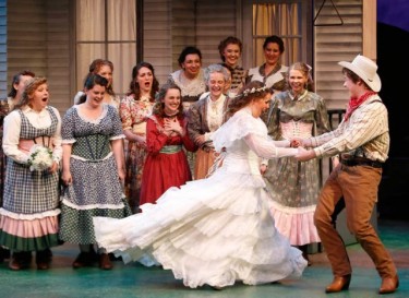 Dancing, singing, costumes, sets -- "Oklahoma!" is a treat for theatregoers. 