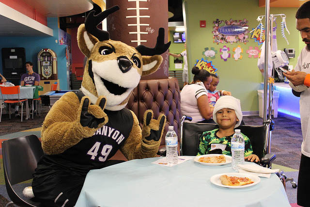 Thunder and Havocs with Heart cheered up Phoenix Children's Hospital patients Wednesday.