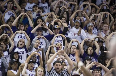 The Havocs introduced some new antics Monday night and promise to have more Saturday.