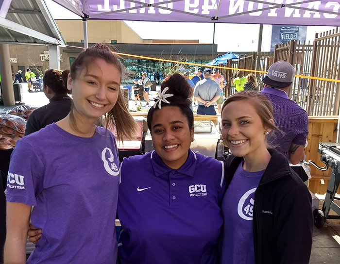 GCU students bring their A game to the ballpark - GCU Today